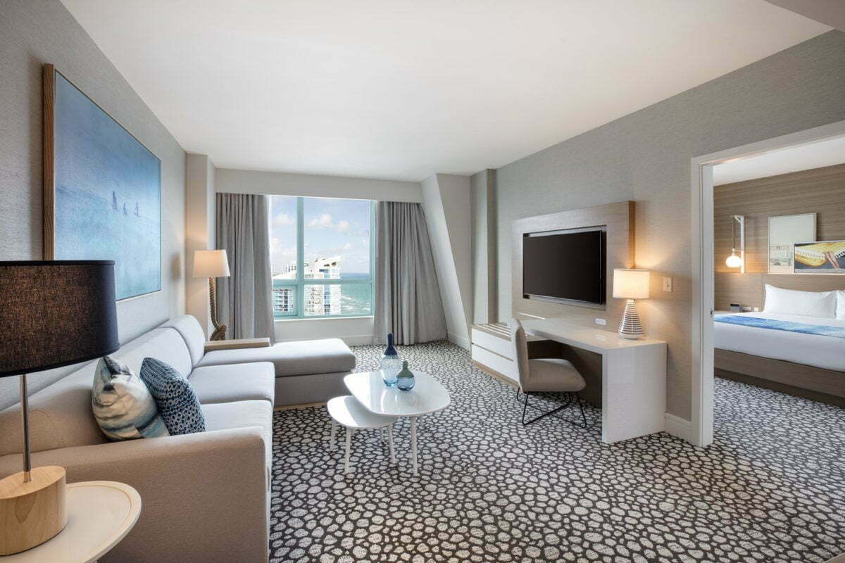 Diplomat Resort, Curio Collection by Hilton, Fort Lauderdale - Diplomat Suite Living Room