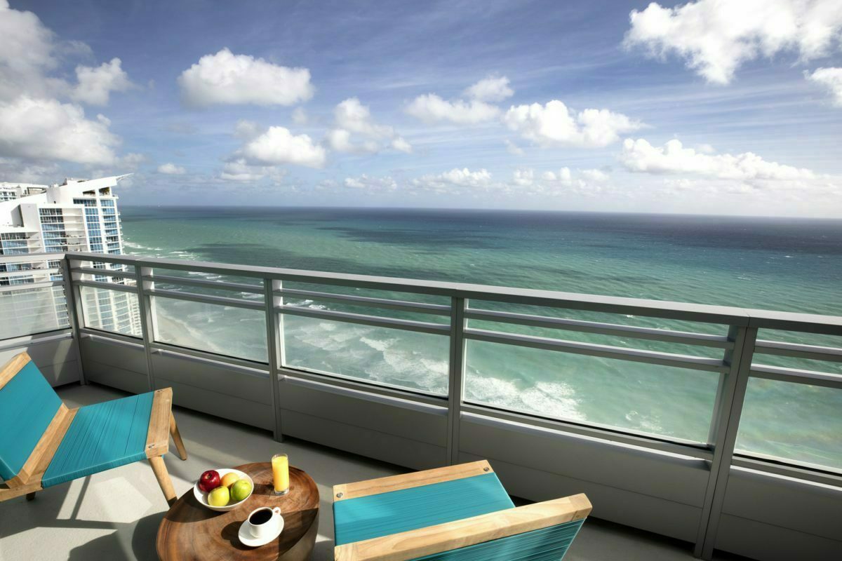 Diplomat Resort, Curio Collection by Hilton, Fort Lauderdale - Presidential Suite Balcony North 2